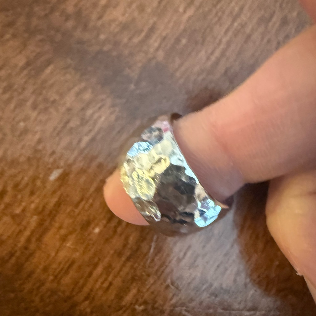 Silpada .925 Sterling Silver Hammered 10.5mm Wide Cuff Band Ring Size 6